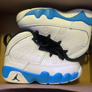 Toddler Jordan 9 size 6C